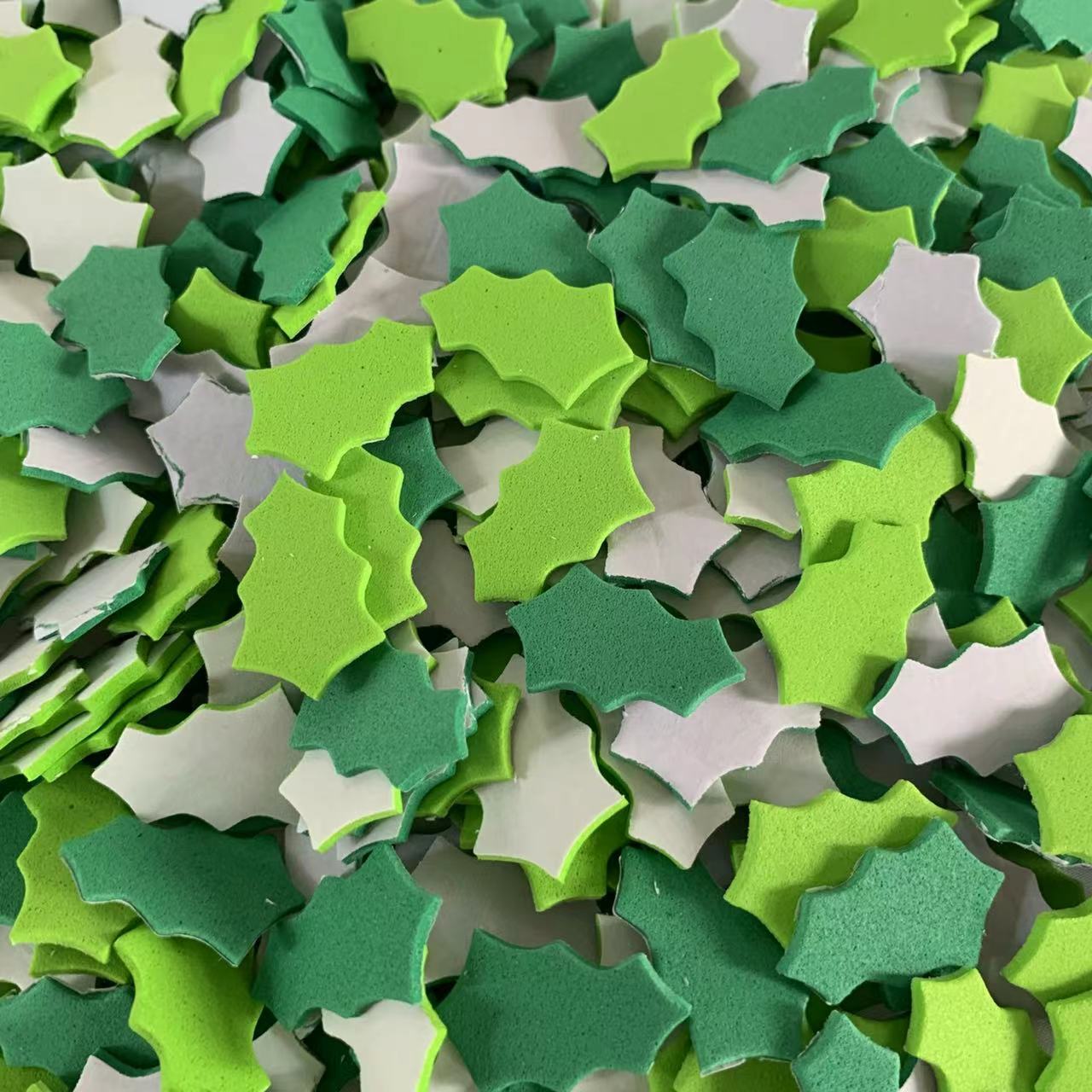 100PCS Christmas wreath leaes  - Art Craft Winter avis et prix