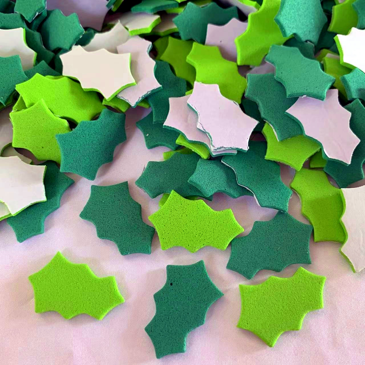 100PCS Christmas wreath leaes  - Art Craft Winter avis et prix